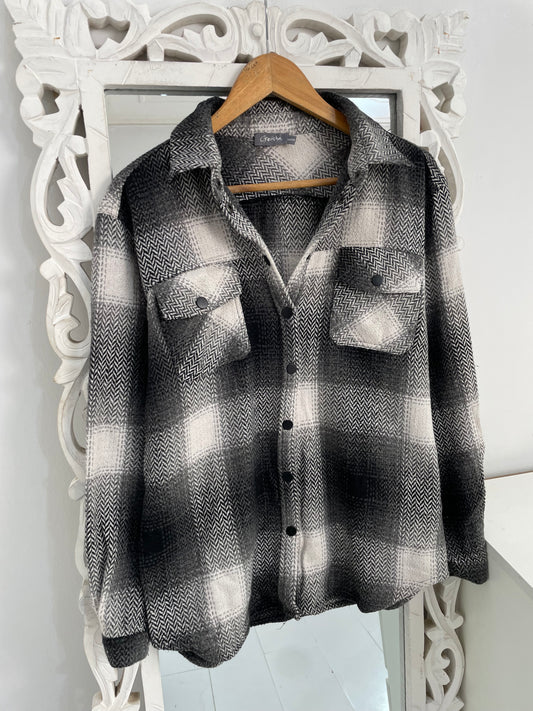 Super Thick Shacket-Chest 38