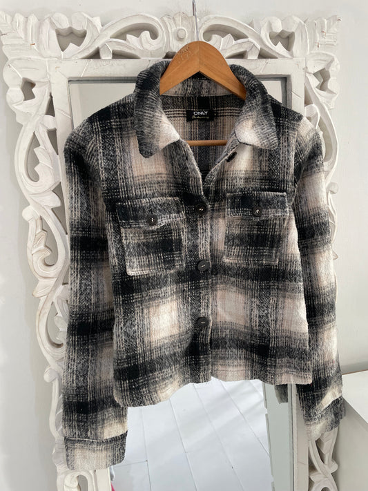 Only Super Thick Shacket-Chest 34