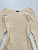 Load image into Gallery viewer, Gap Pre Winter Top-Bust 34 to 38
