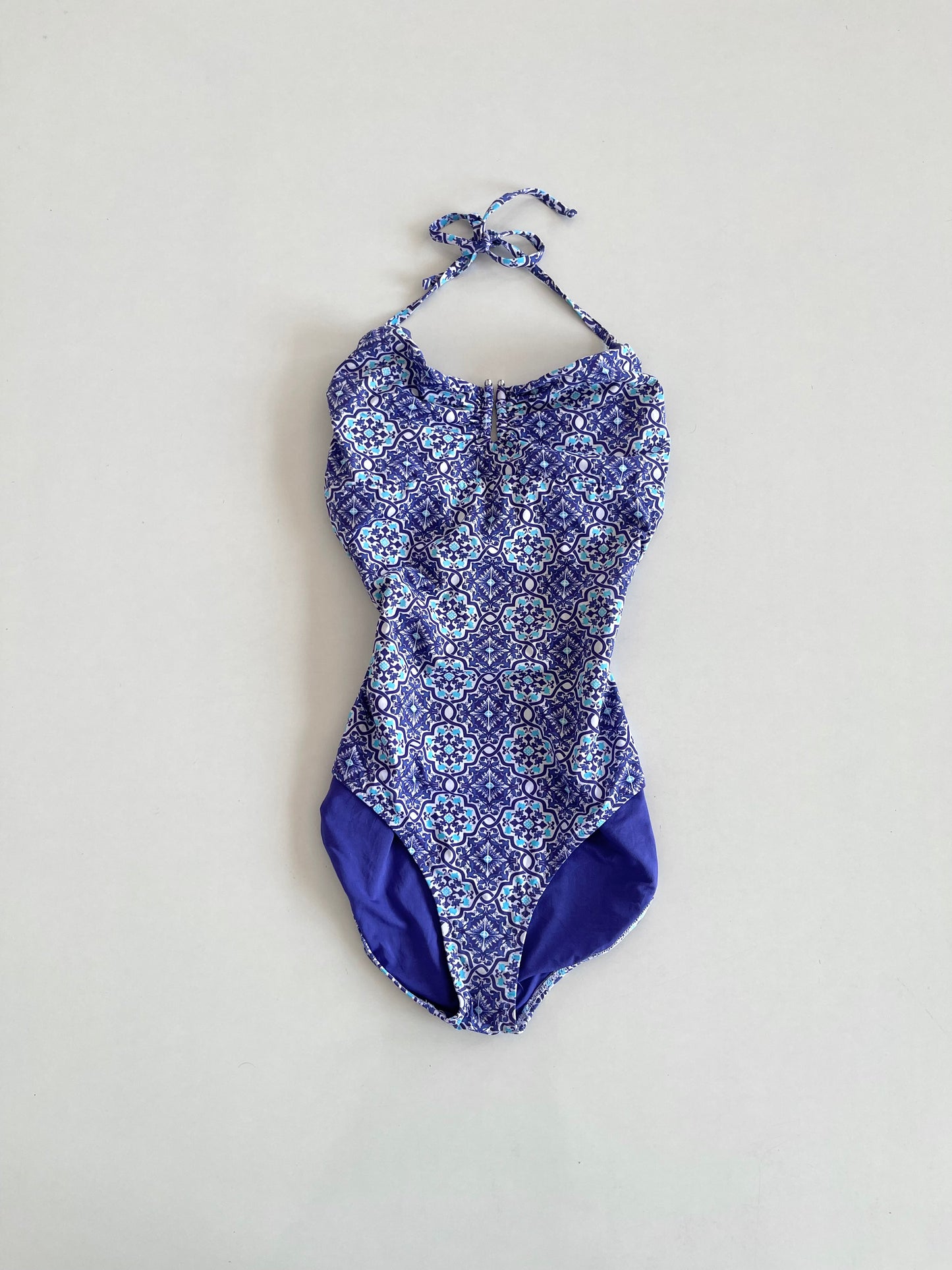 Monokini-Bust 36 to 40