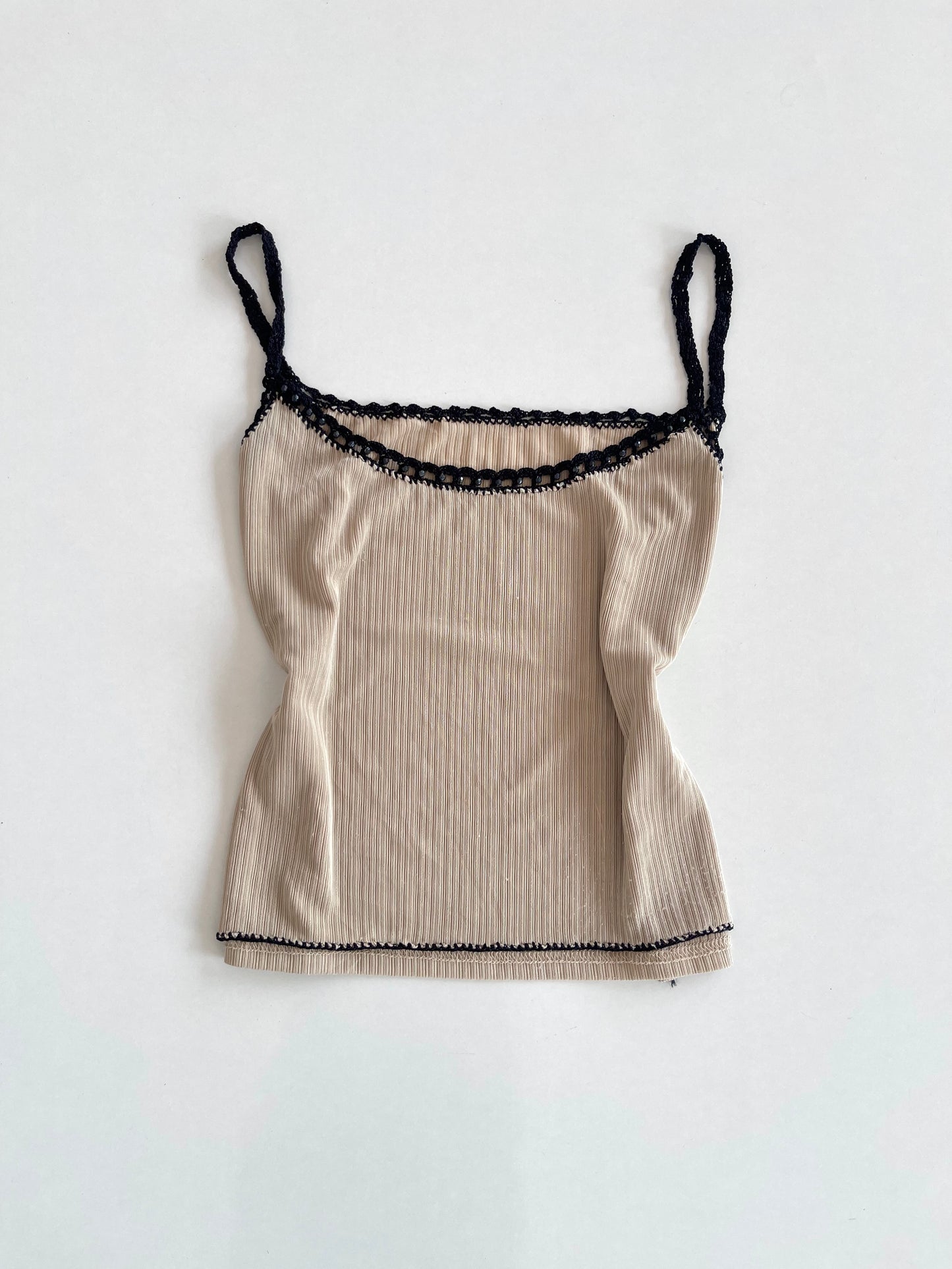 Lacy Top-Bust 30 to 32