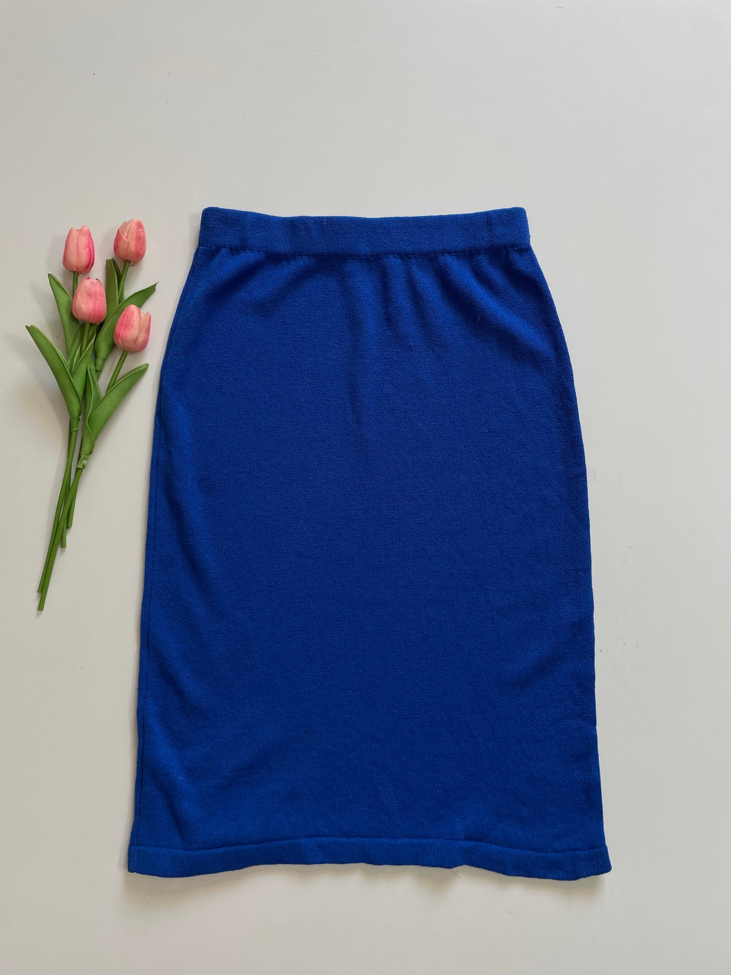 ELECTRIC BLUE KNITTED SKIRT - WAIST 28 to 34