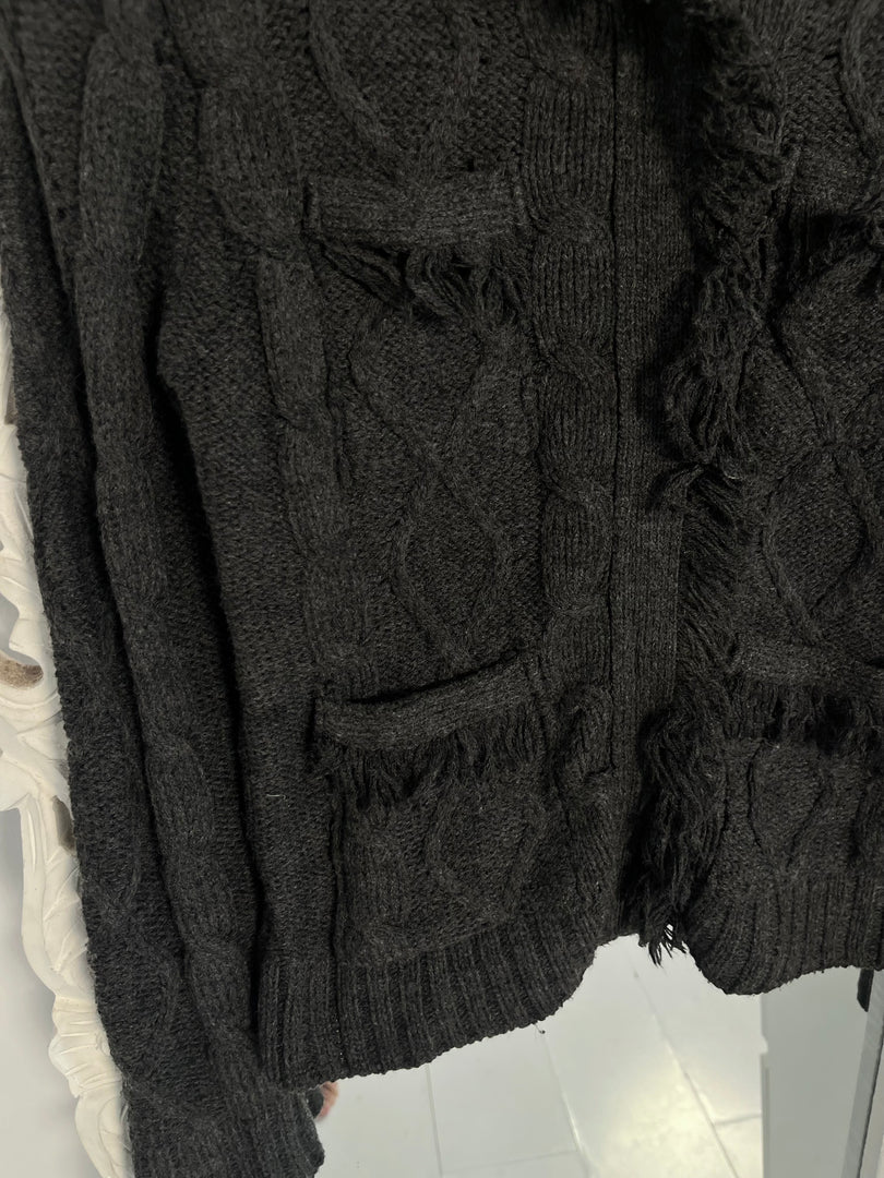 Chunky Cable Knit Zipper-Bust 34