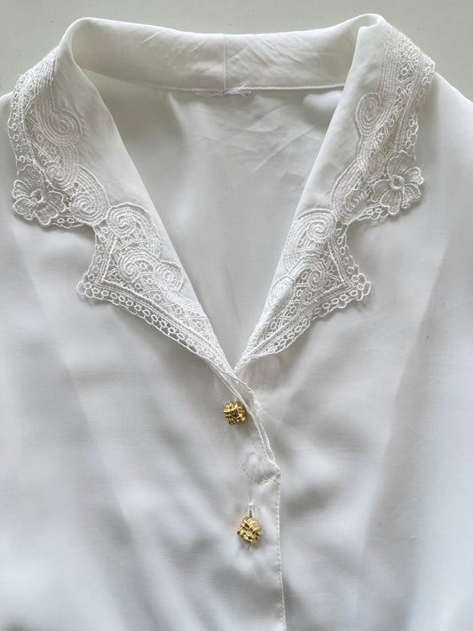 White Shirt-Bust 46