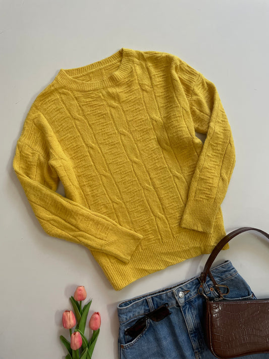 YELLOW KNIT SWEATER BUST-38 to 44