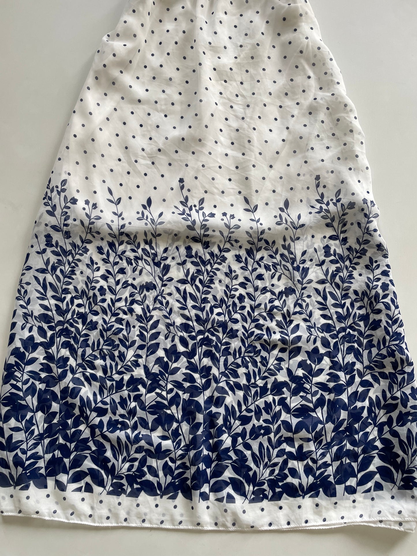 Dress-Bust 32