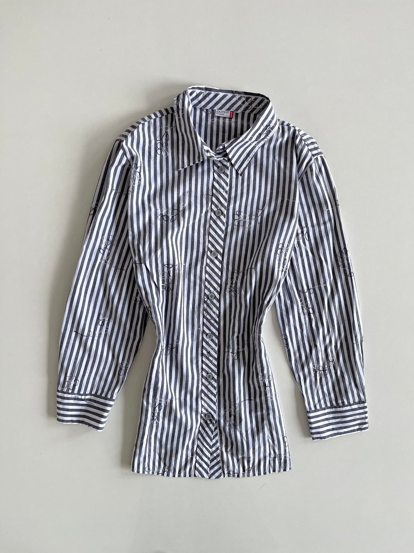Outfit Embroidered Shirt-Bust 50