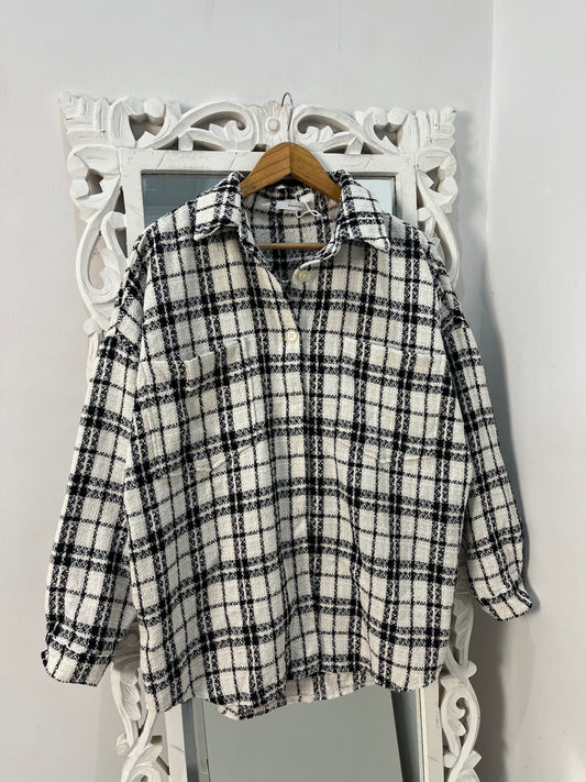Reserved Tweed Shacket-Chest 50