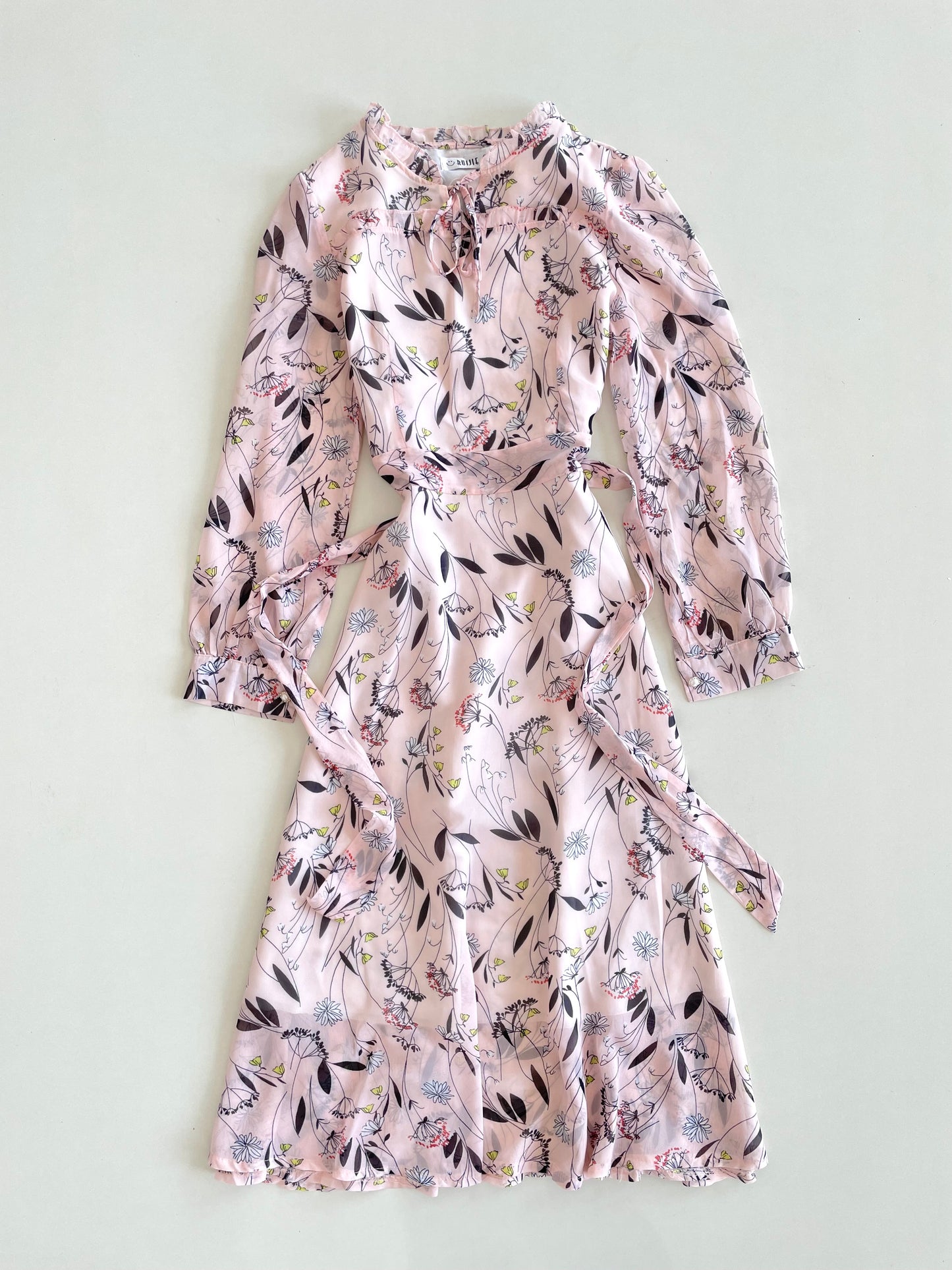 Ruizie Dress-Bust 36