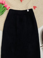 Load image into Gallery viewer, Cozy Warm Skirt - Waist 30 to 34
