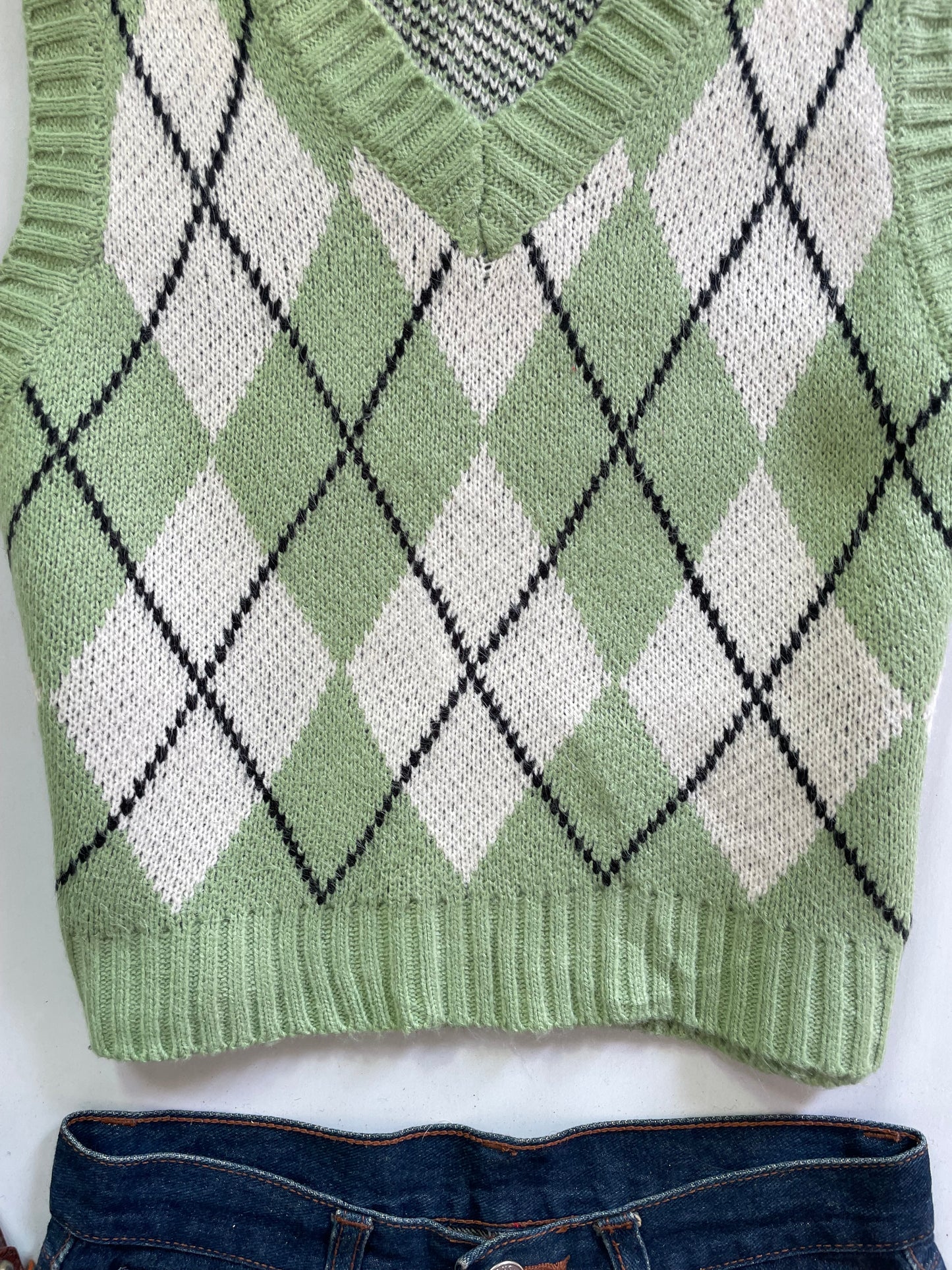 Chunky Sweater Vest-Bust 30