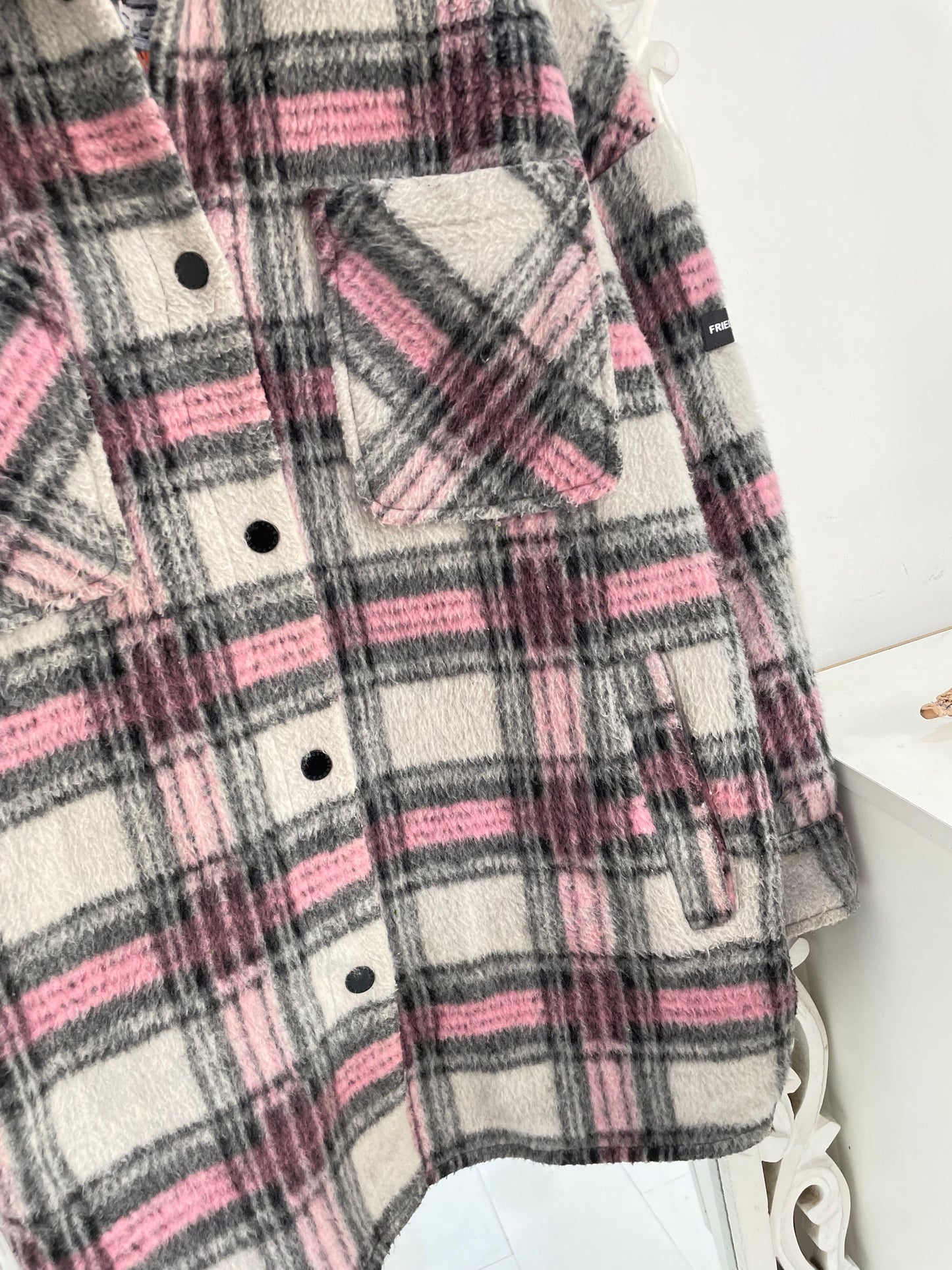 Frieda & Freddies Super Thick Shacket-Chest 48