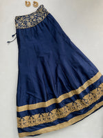 Load image into Gallery viewer, Embroidered Desi Skirt-Waist 28
