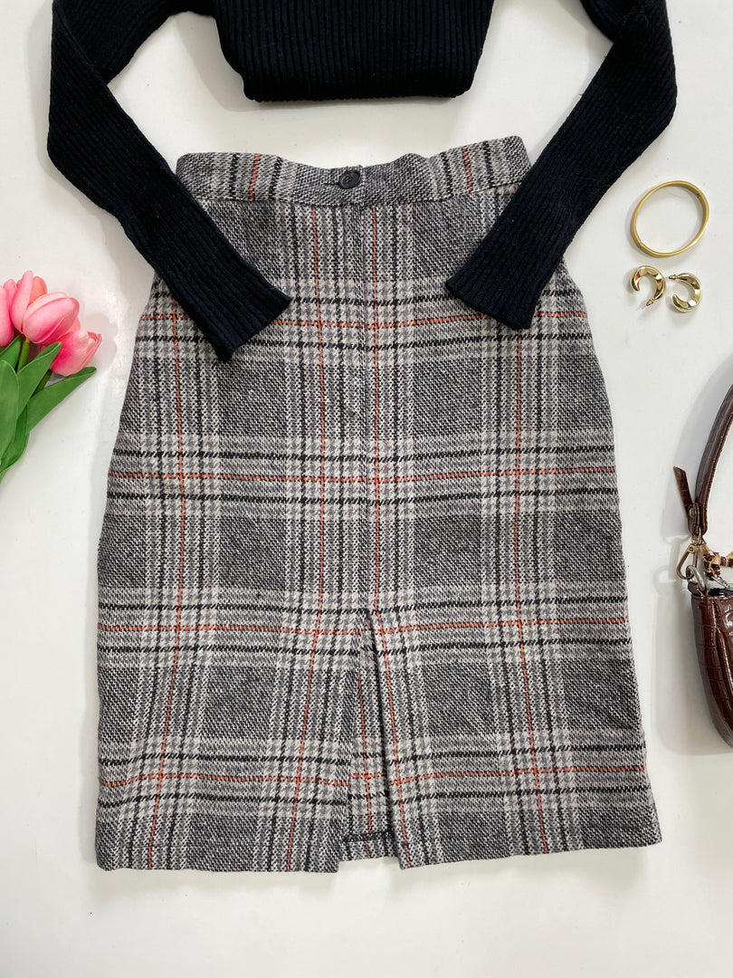 Grey Plaid Long Skirt-Waist 26