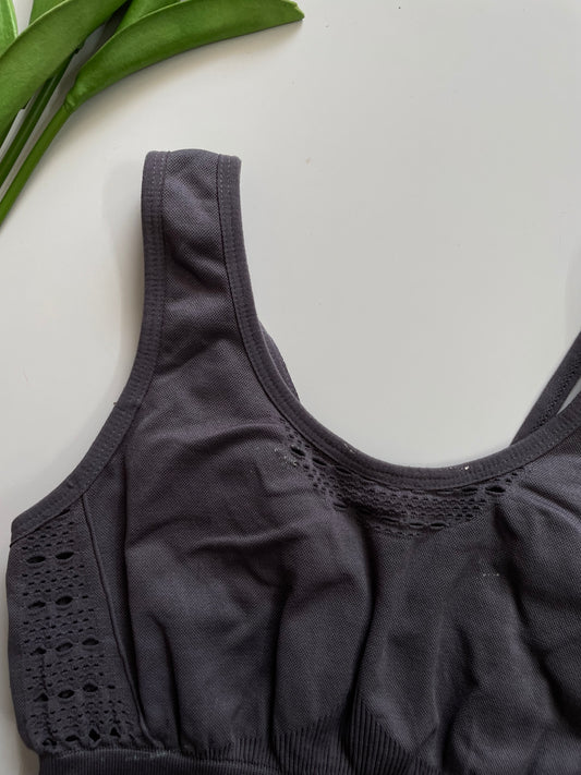 GREY SPORTS BRA - BUST 32 TO 34