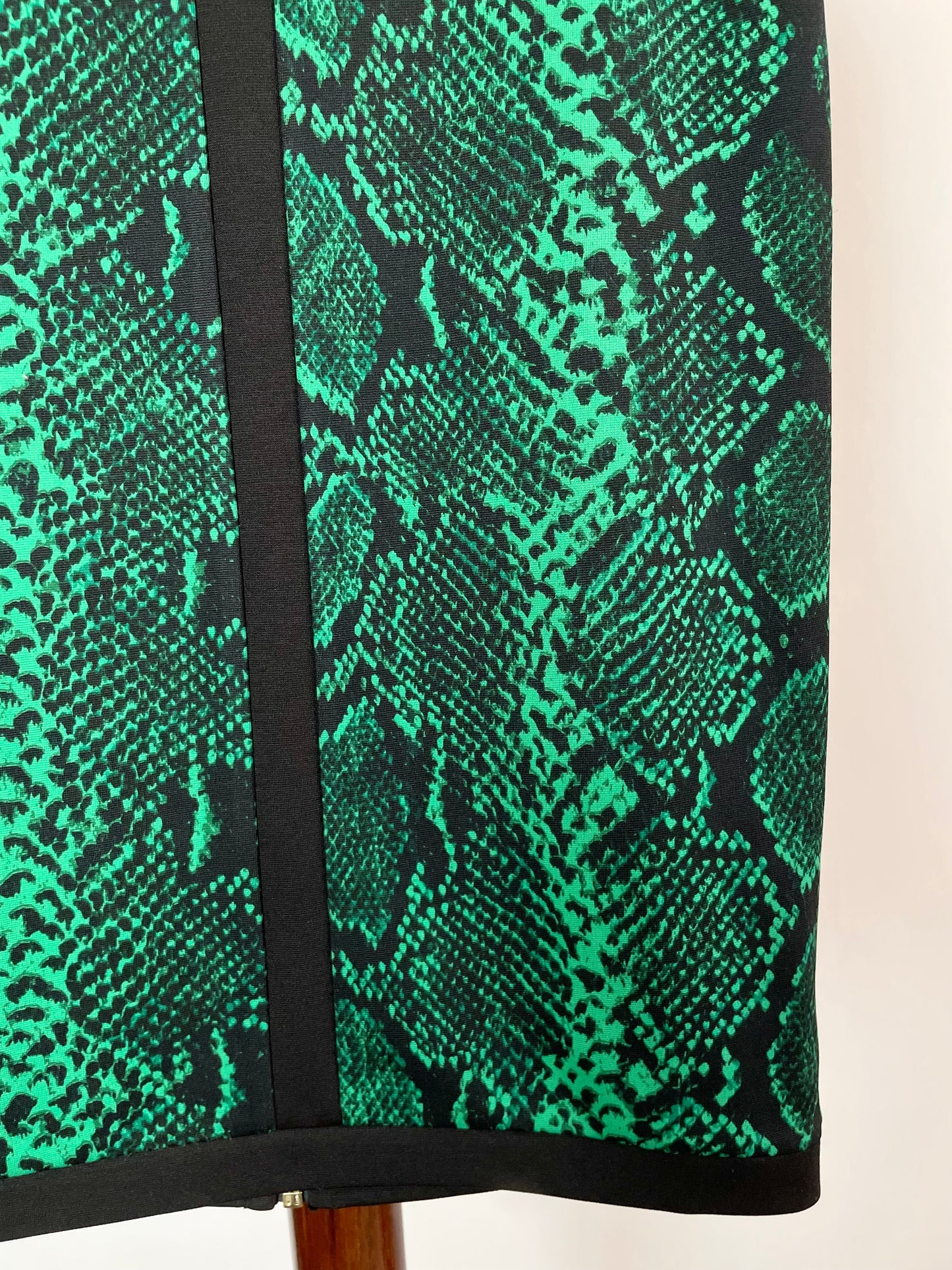 Juicy Couture Skirt-Waist 30