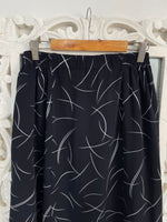 Load image into Gallery viewer, Skirt-Waist 32 to 38
