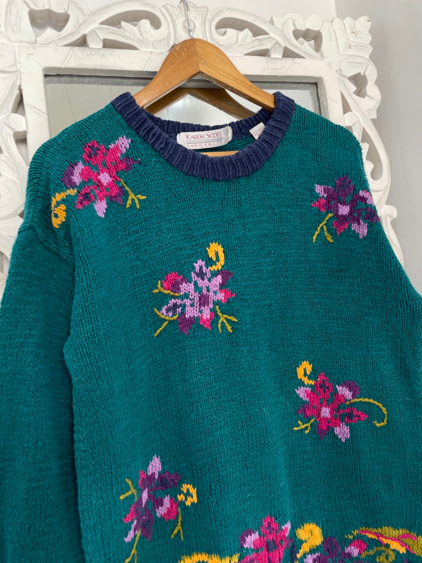 Karen Scott Embroidered Vintage Sweater-Bust 42
