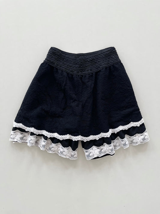Poone Lace Skirt-Waist 38 to 40