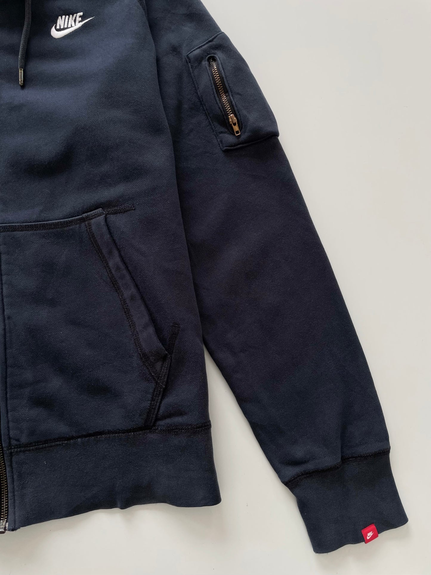 Nike Vintage Zipper-Bust 48