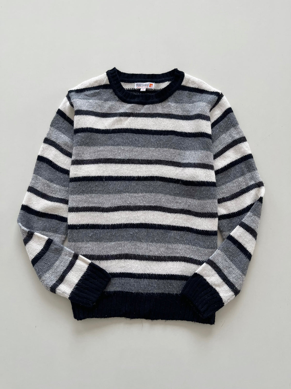 Vulcaniko Chunky Pinterest Sweater-Bust 34