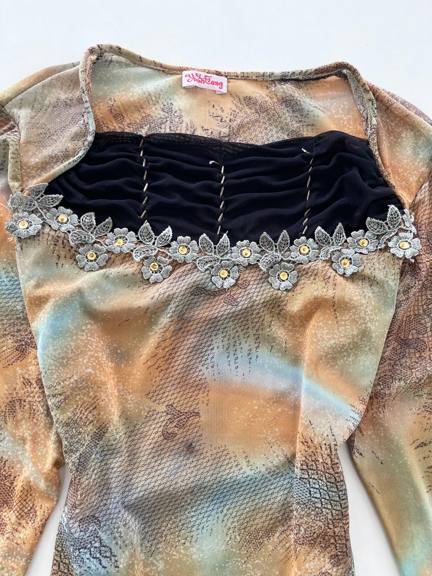 Vintage Lace Top-Waist 40 to 42