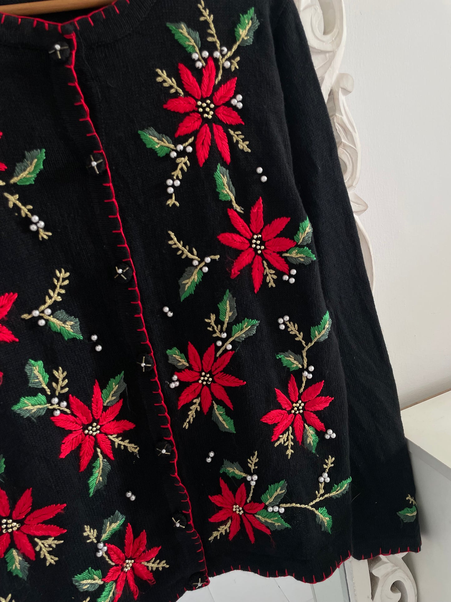Victoria Jones Embroidered Vintage Sweater-Bust 44