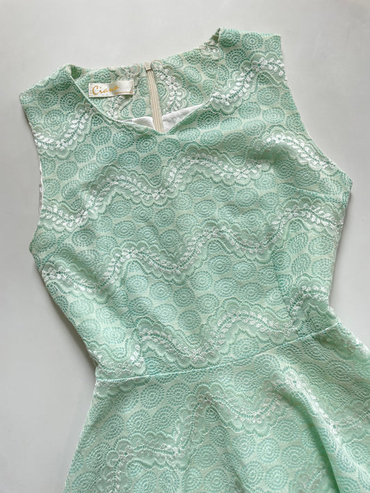 Dress-Bust 30 to 32