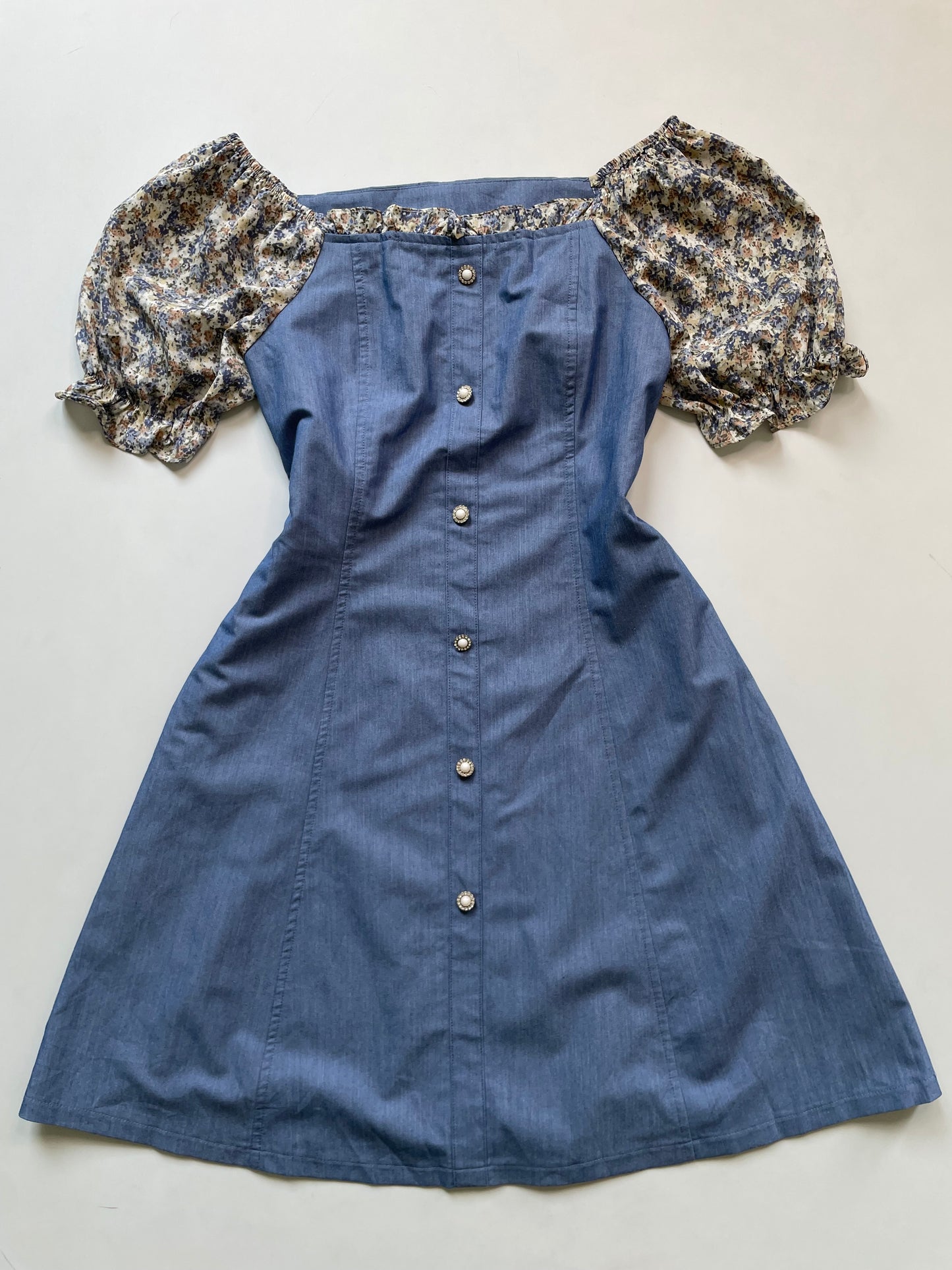 Dress-Bust 32