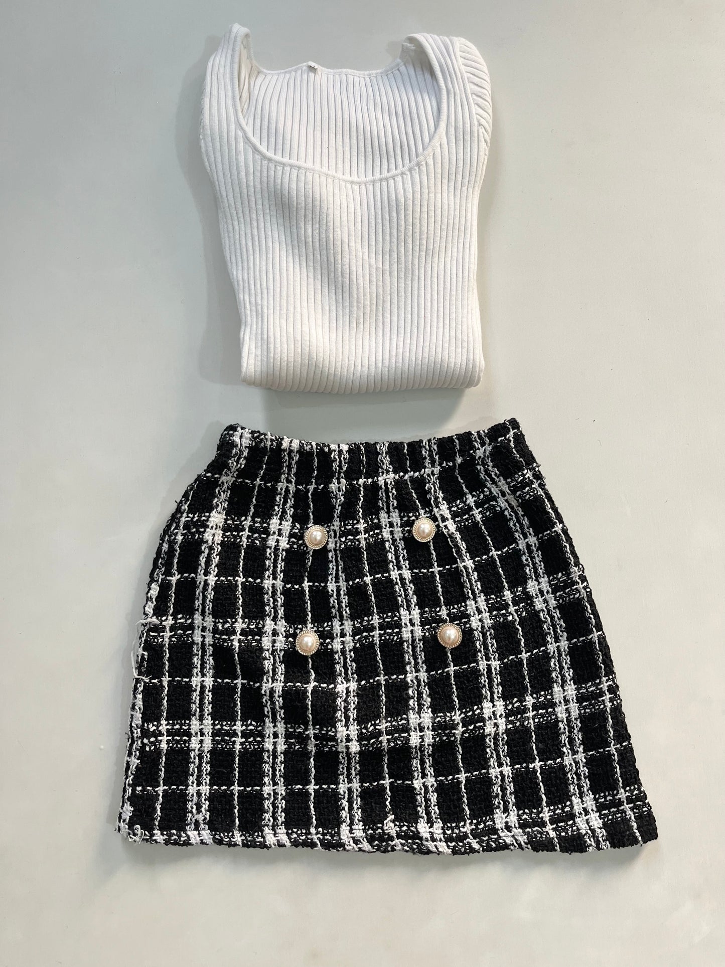 Tweed Skirt-Waist 22 to 24