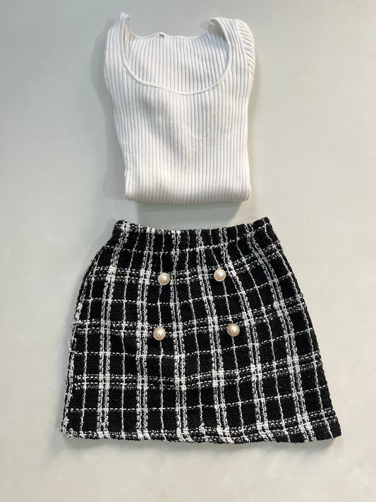Tweed Skirt-Waist 22 to 24