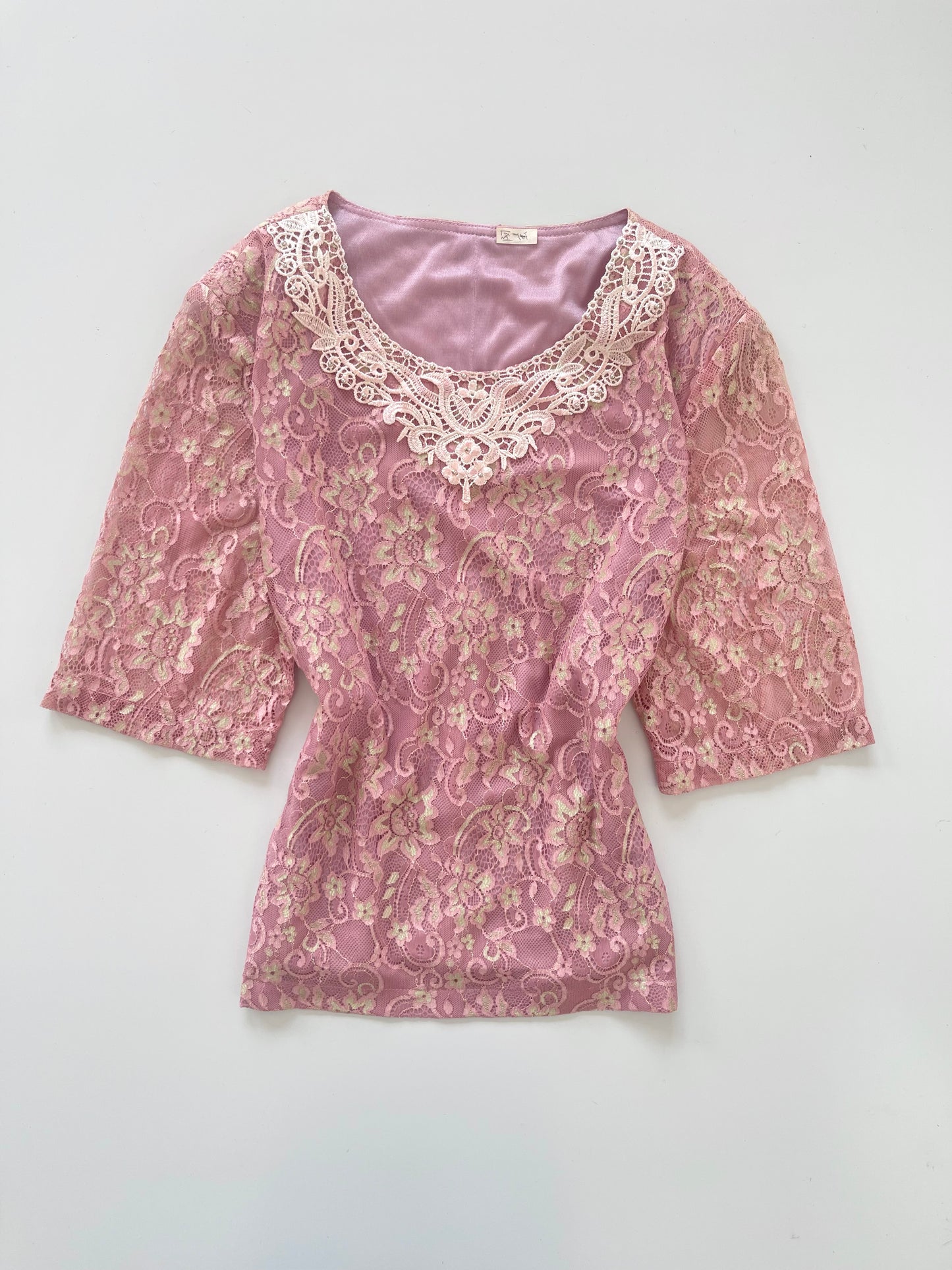 Vintage Lace Top-Bust 42