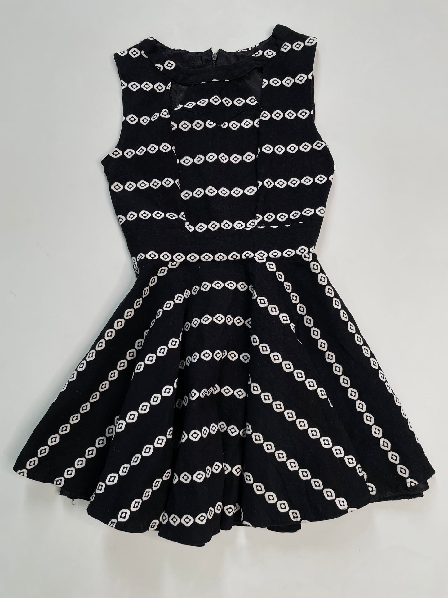 Dress-Bust 28 to 30