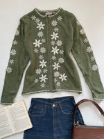 Load image into Gallery viewer, Croft &amp; Barrow Embroidered 
Christmas Sweater-Bust 38
