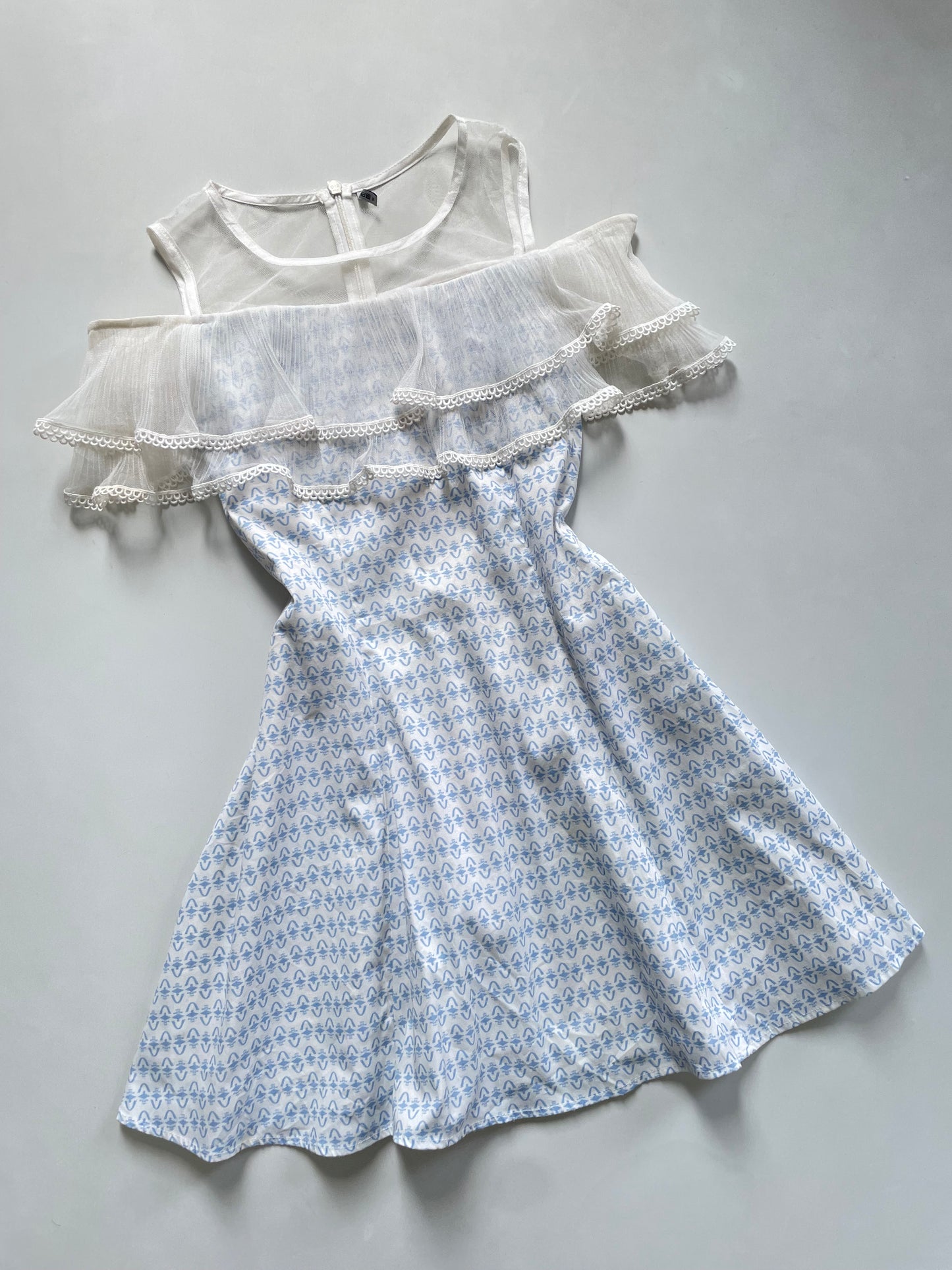 Dress-Bust 30