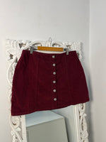 Load image into Gallery viewer, Corduroy Skirt-Waist 32
