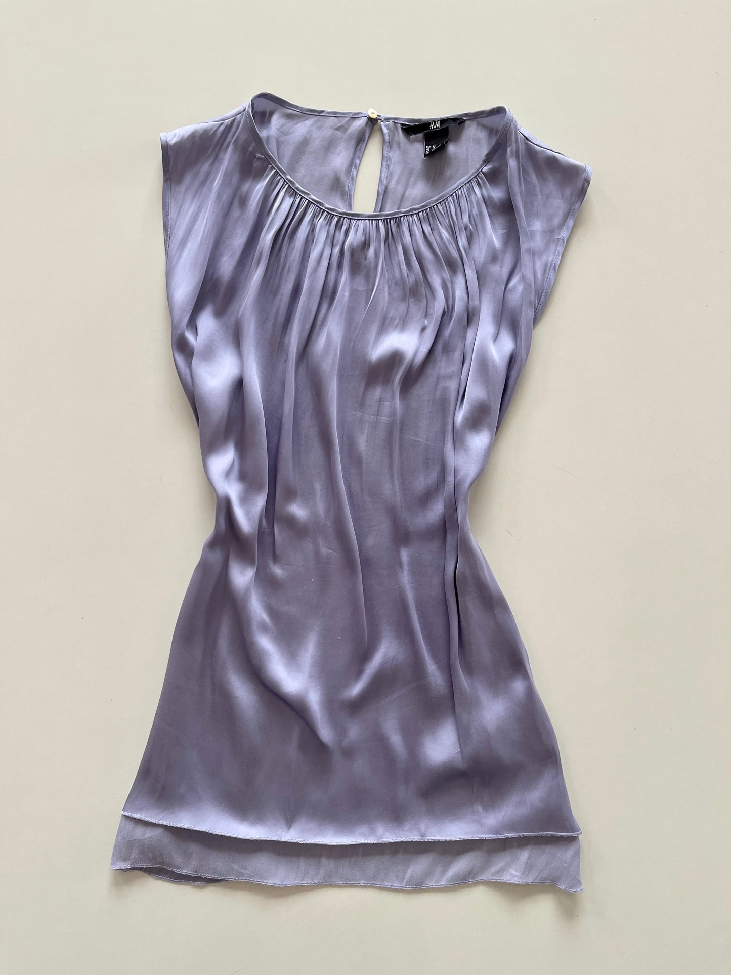 H&M Satin Top-Bust 44