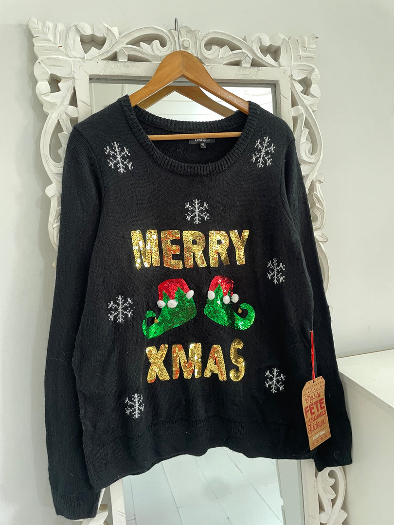 Christmas Sweater-Chest 44