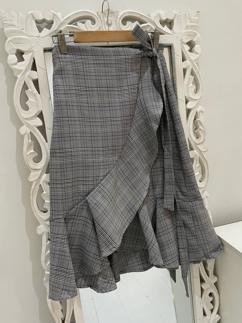 Vintage Skirt -waist 26 to 28