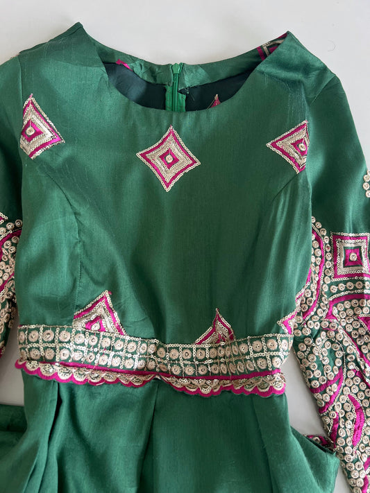 Vintage Embroidered Dress-Bust 34