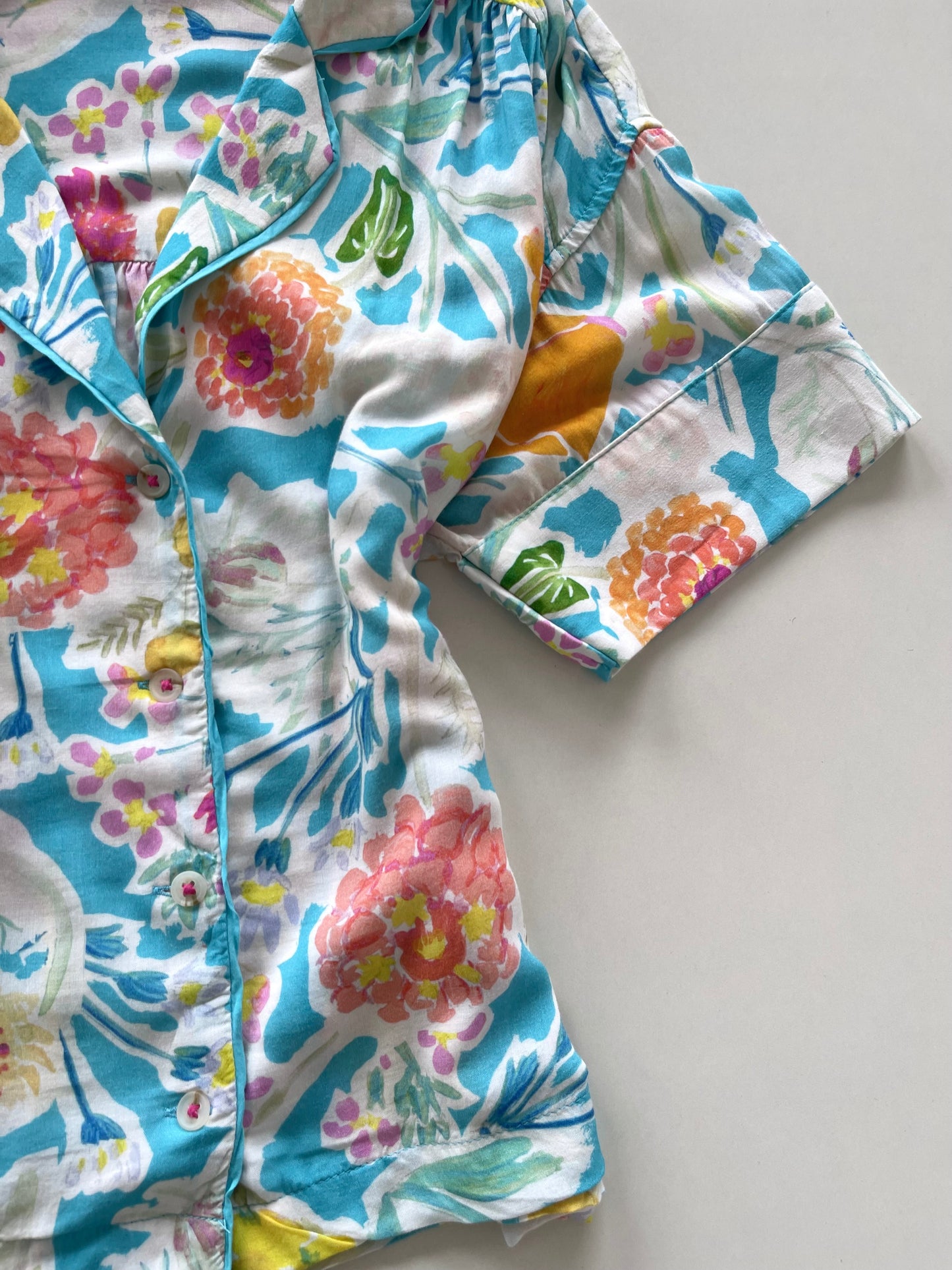 Sisters Gulassa Anthropologie Shirt-Bust 42