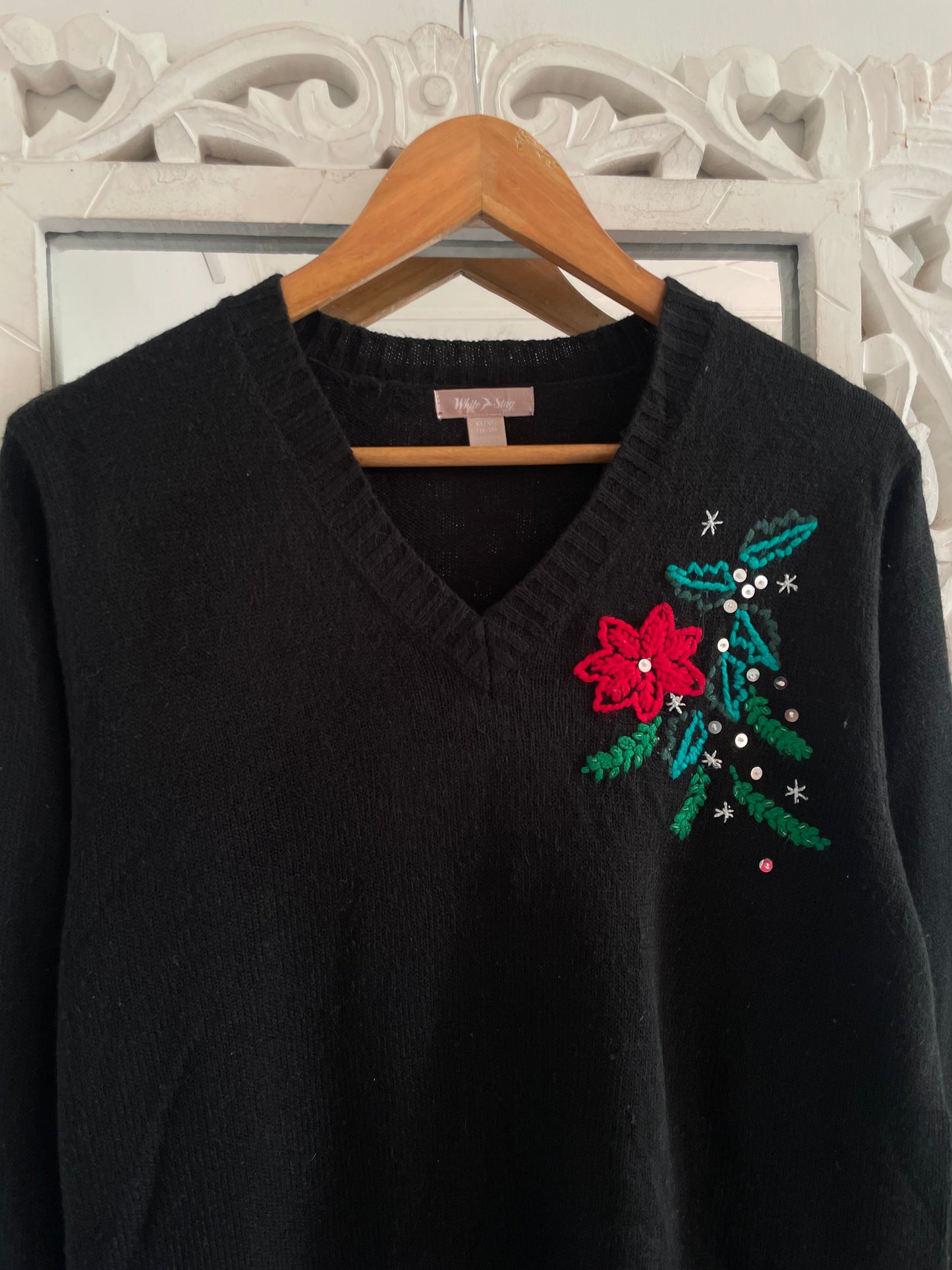 White Stag Embroidered Vintage Sweater-Bust 44