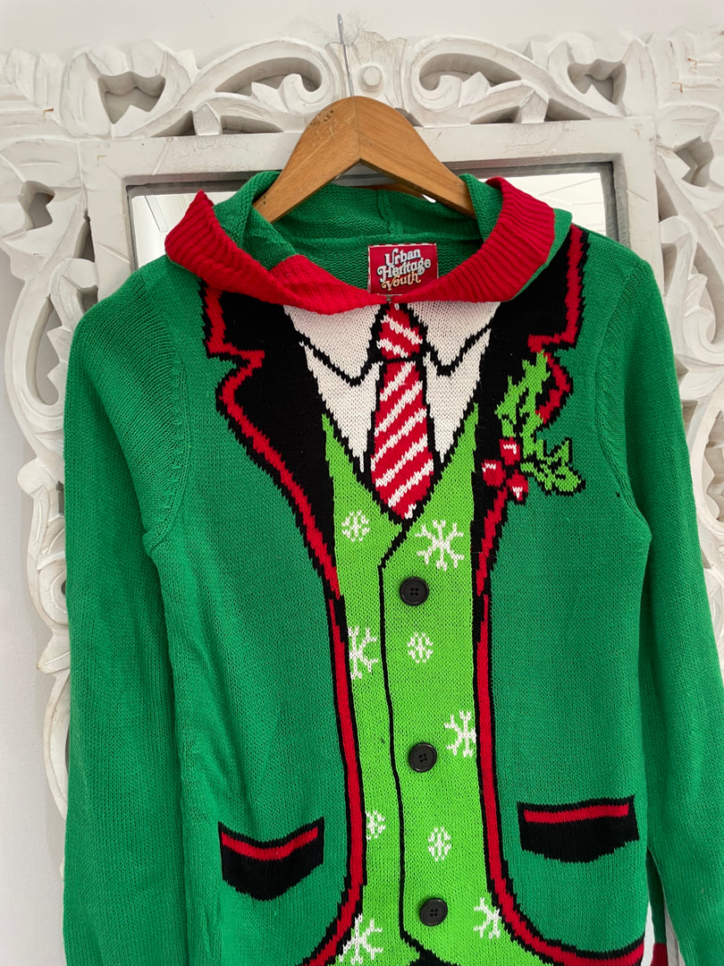 Christmas Sweater-Chest 32