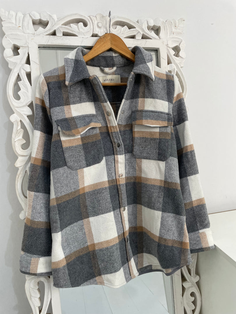 Super Thick Shacket-Chest 40