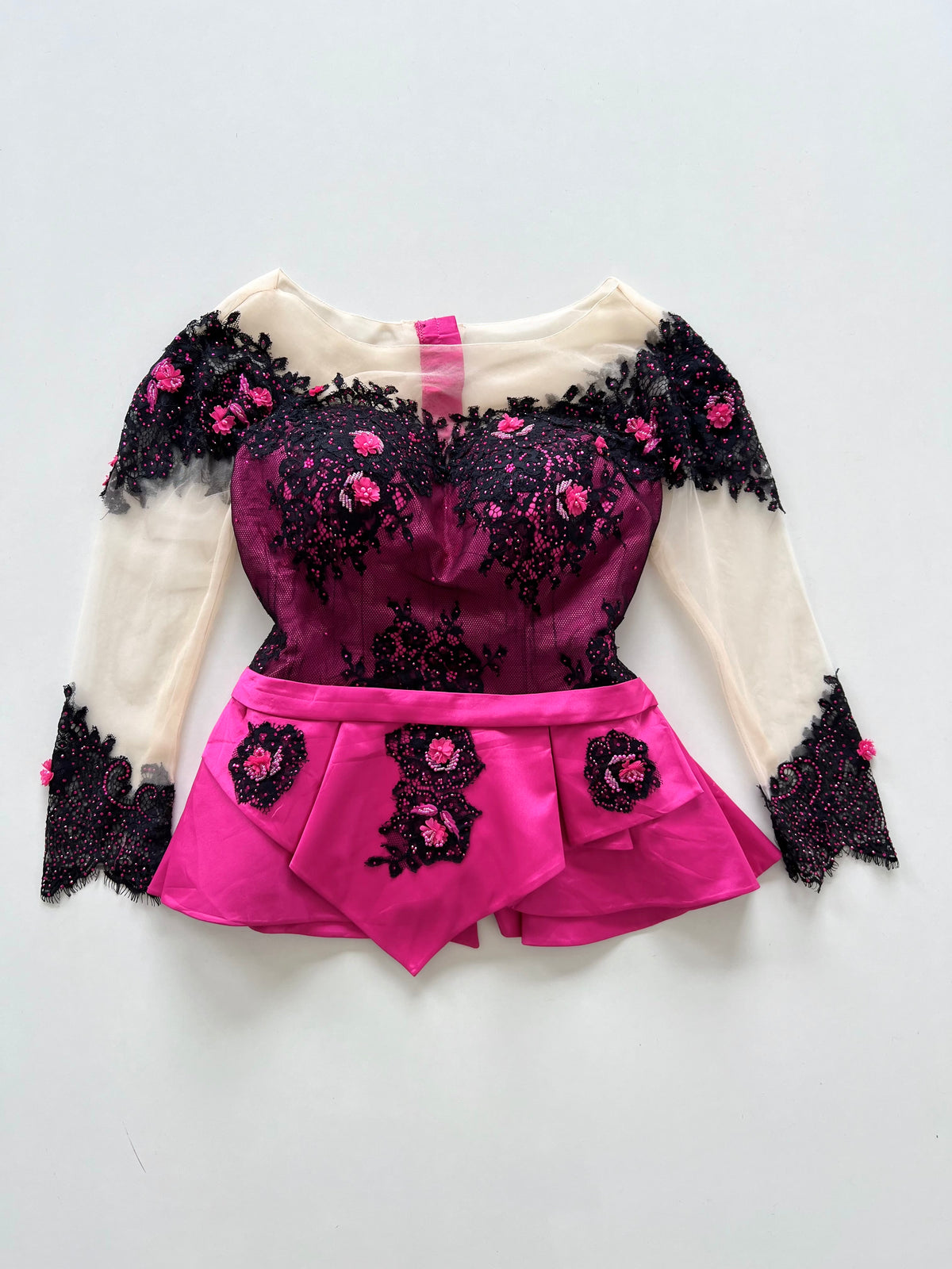 Vintage Embroidered Top-Bust 34