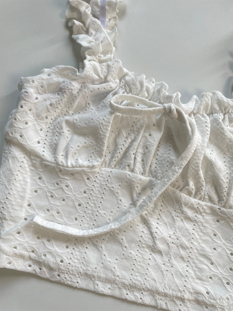 Eyelet Top-Bust 28 to 30