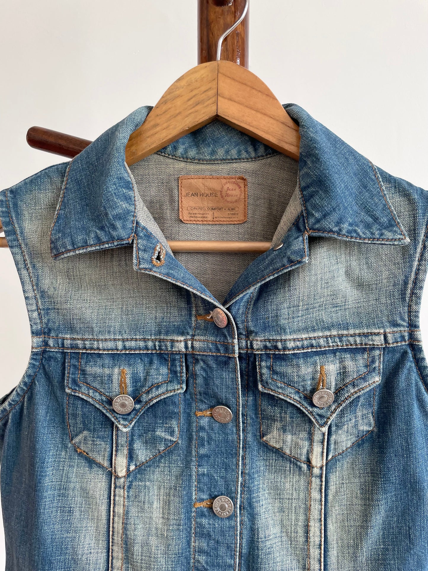 Denim Vest-Chest 34