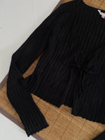 Load image into Gallery viewer, Double Knot Cozy Winter Top-Bust 40 to 42