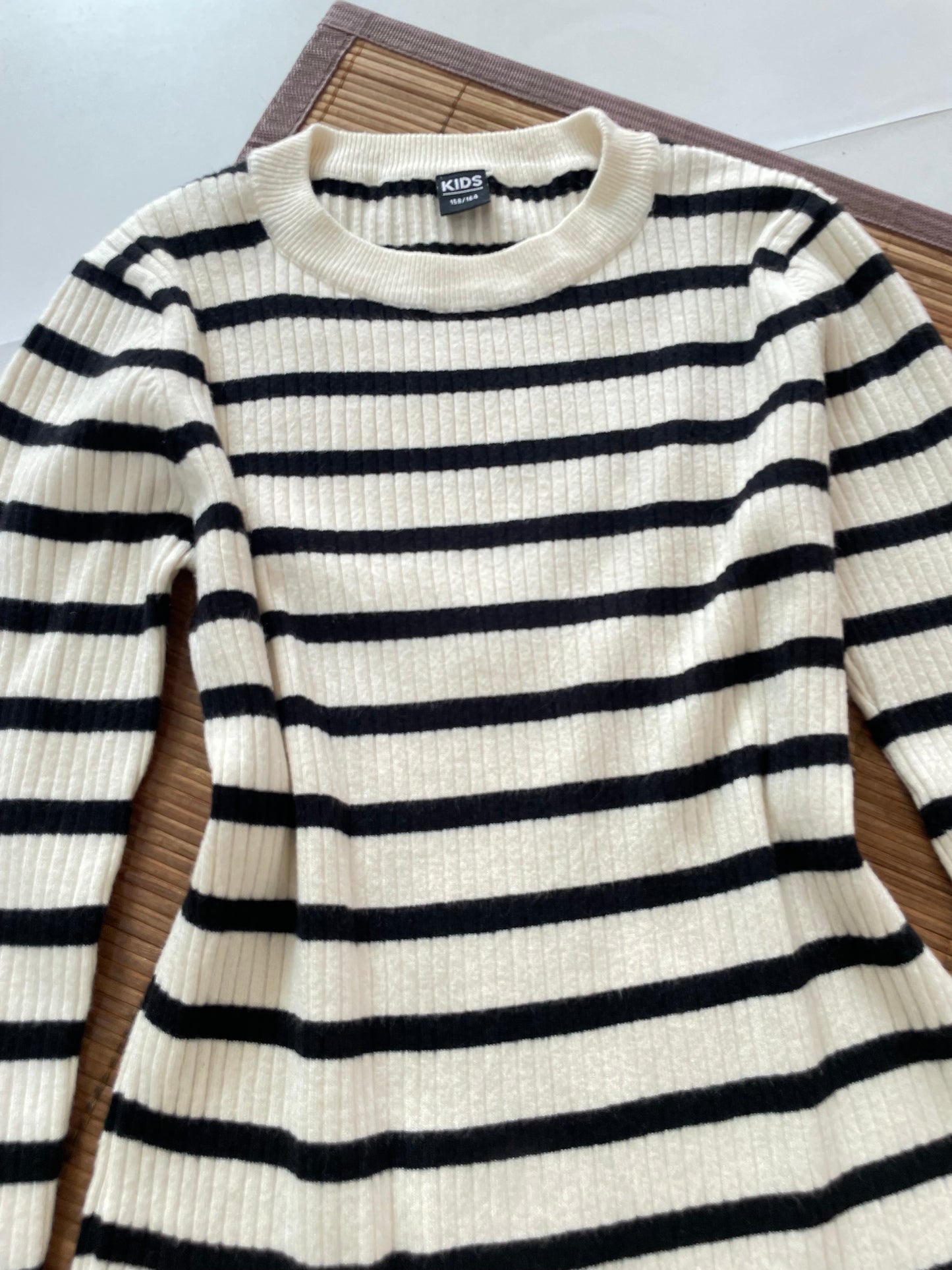 Soft Winter Top-Bust 30