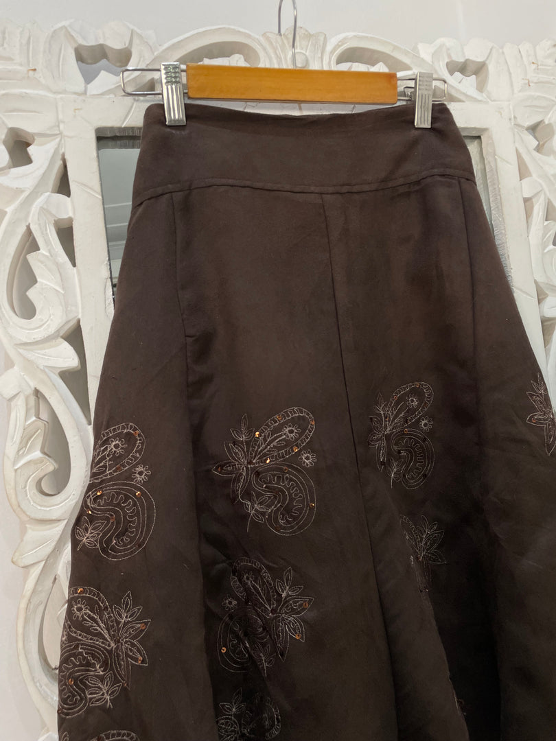 Vintage Embroidered Suede Skirt-Waist 32